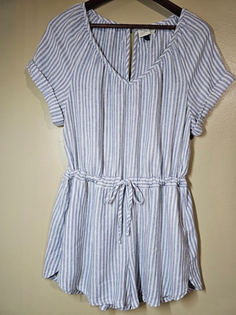 Universal Thread Linen Blend Blue Stripe Romper Womens Small Tie Waist
